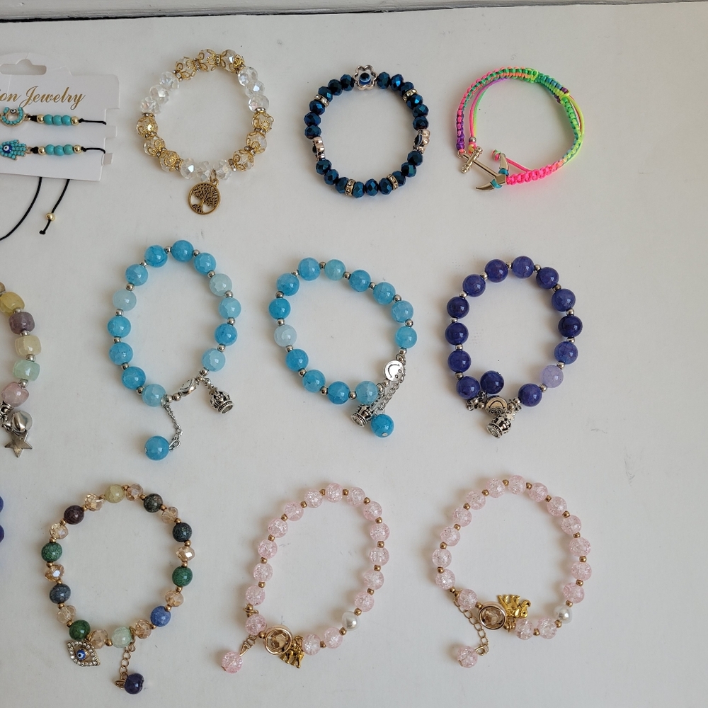 NWOT LOT 17 Bracelets Jewelry, Colorful Gemstones, Crystal, Beaded , Charms - Picture 6 of 7